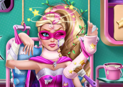 Jogos de Salão de Cabeleireiro de Super Barbie no Meninas Jogos