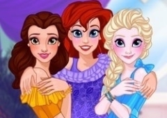 No Salão com 3 Princesas da Disney